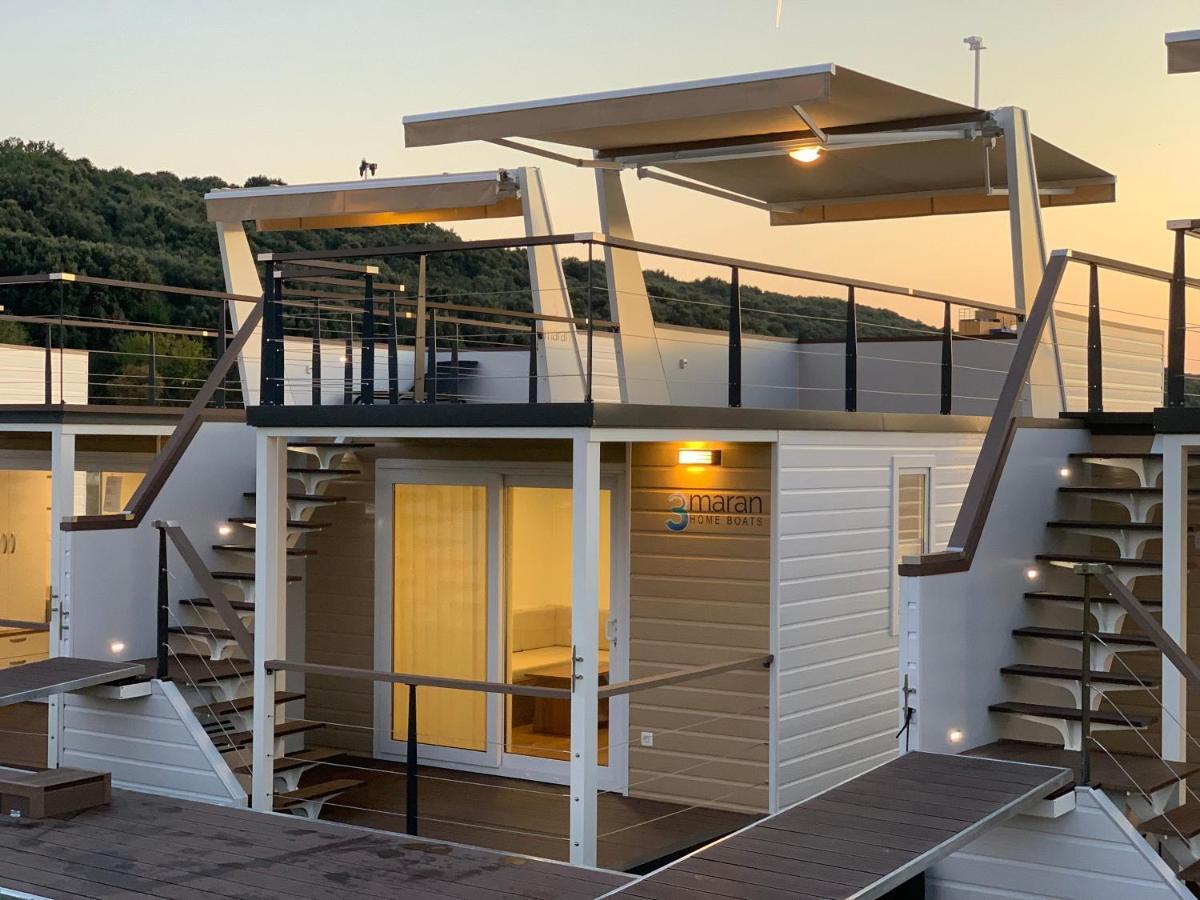 הוילה PUY Floating House - Arena 2 מראה חיצוני תמונה