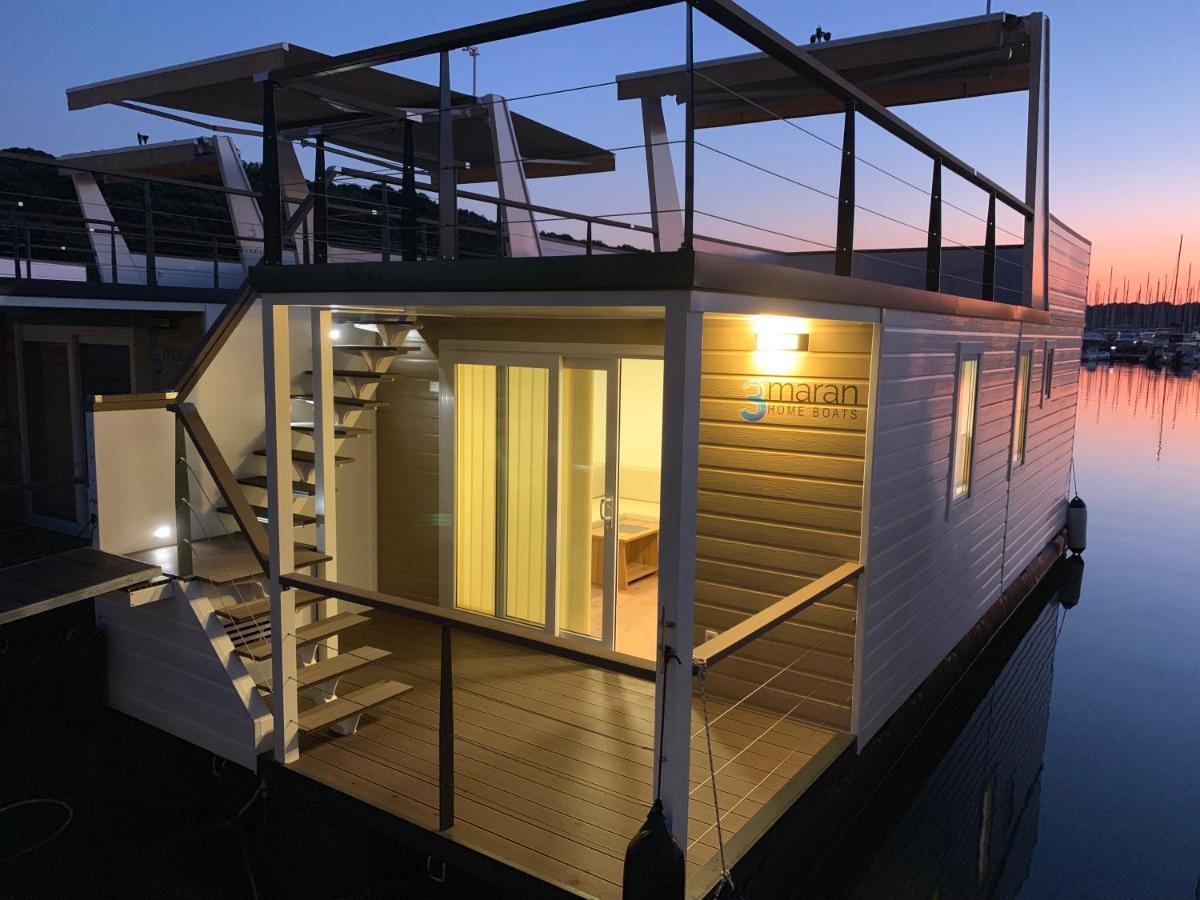 הוילה PUY Floating House - Arena 2 מראה חיצוני תמונה